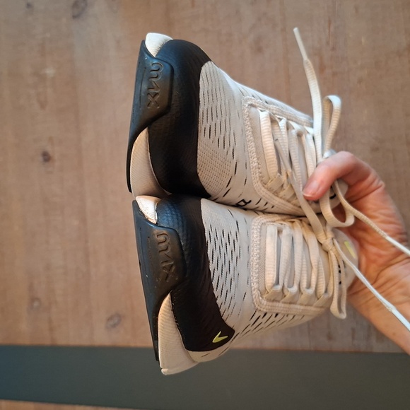 Nike Air Max 270 Women's White/Volt-Black-Laser Fuchsia (Size US 6) - Picture 8 of 12